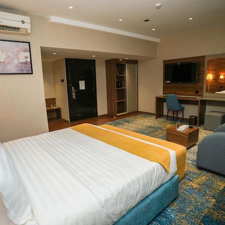 Haven Plaza Hotel Рияд Екстериор снимка