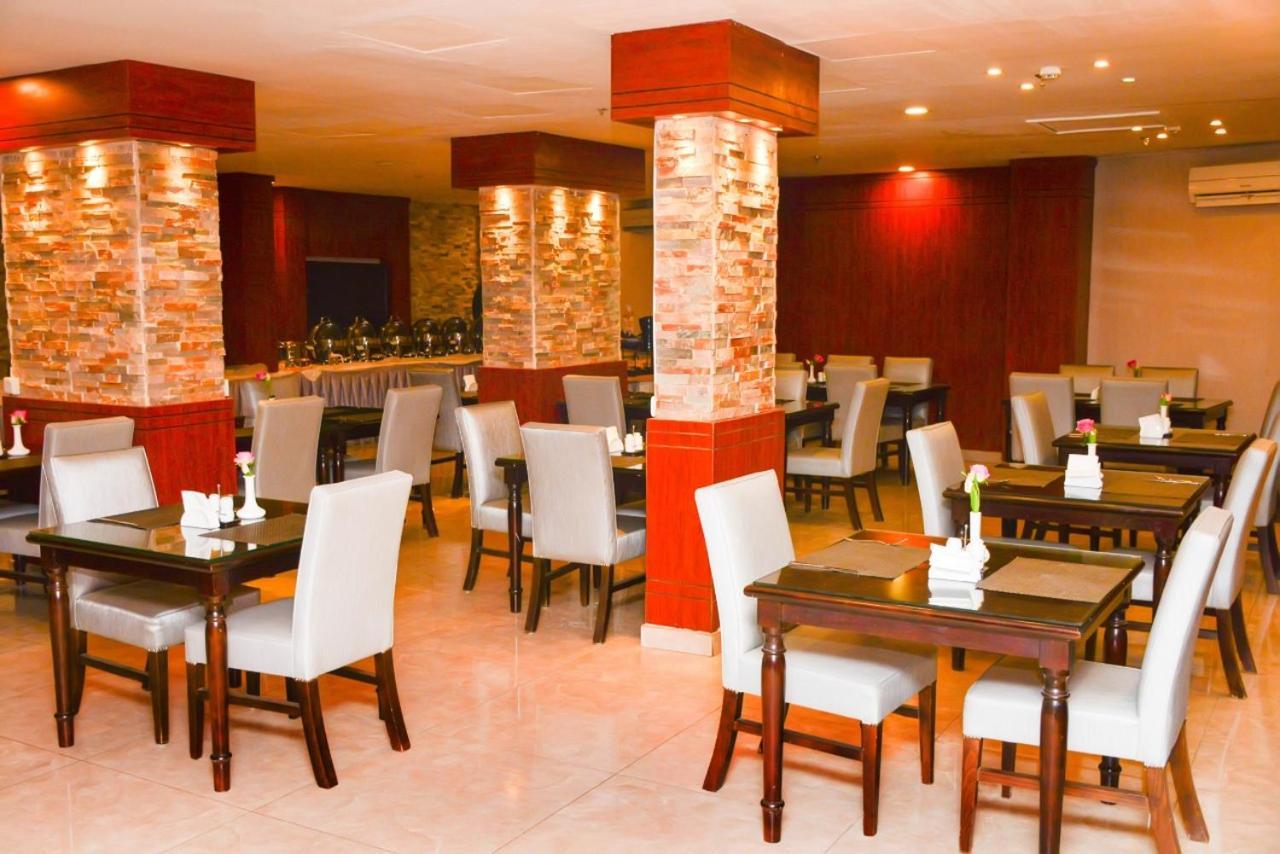 Haven Plaza Hotel Рияд Екстериор снимка