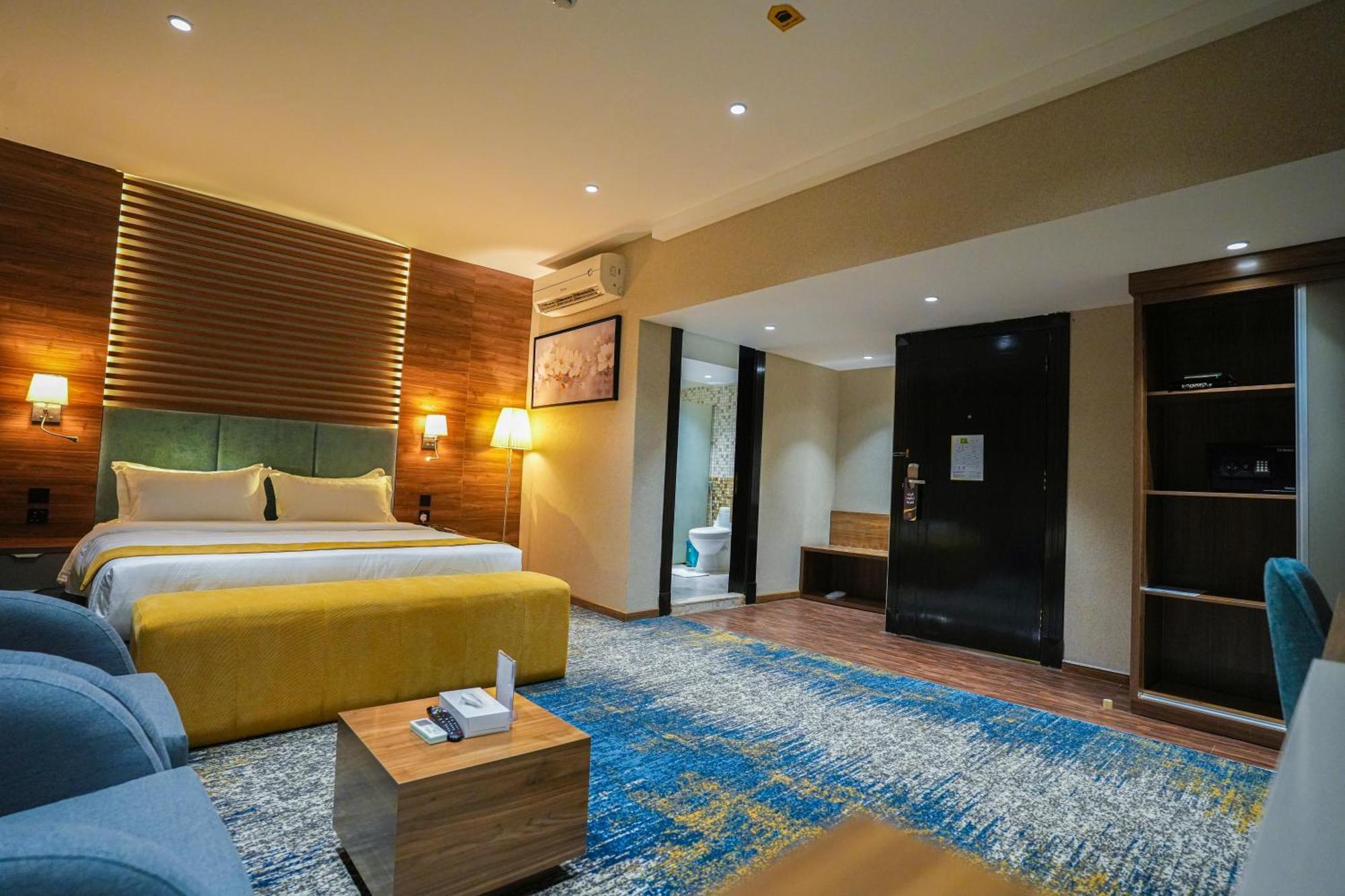 Haven Plaza Hotel Рияд Екстериор снимка